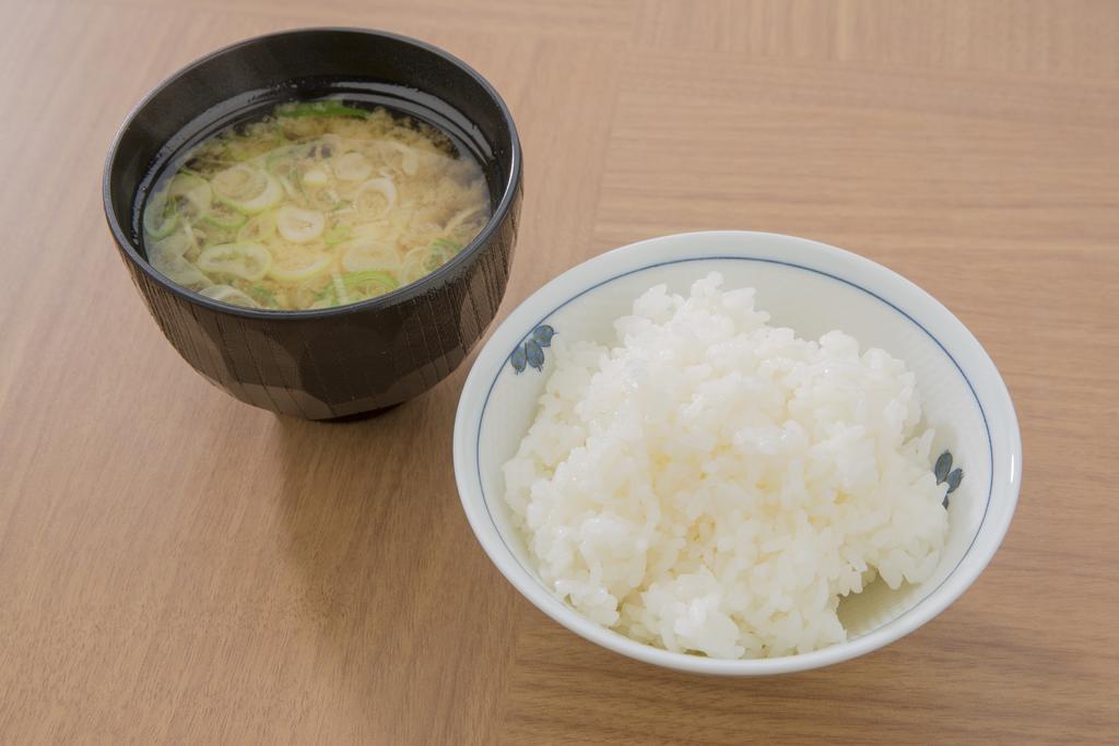 由利本庄路线酒店 3*