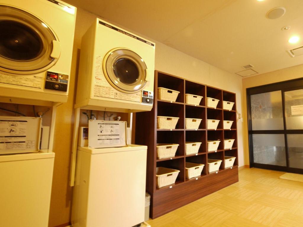 由利本庄路线酒店 酒店