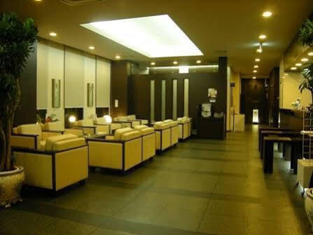 由利本庄路线酒店 3* 由利本庄市